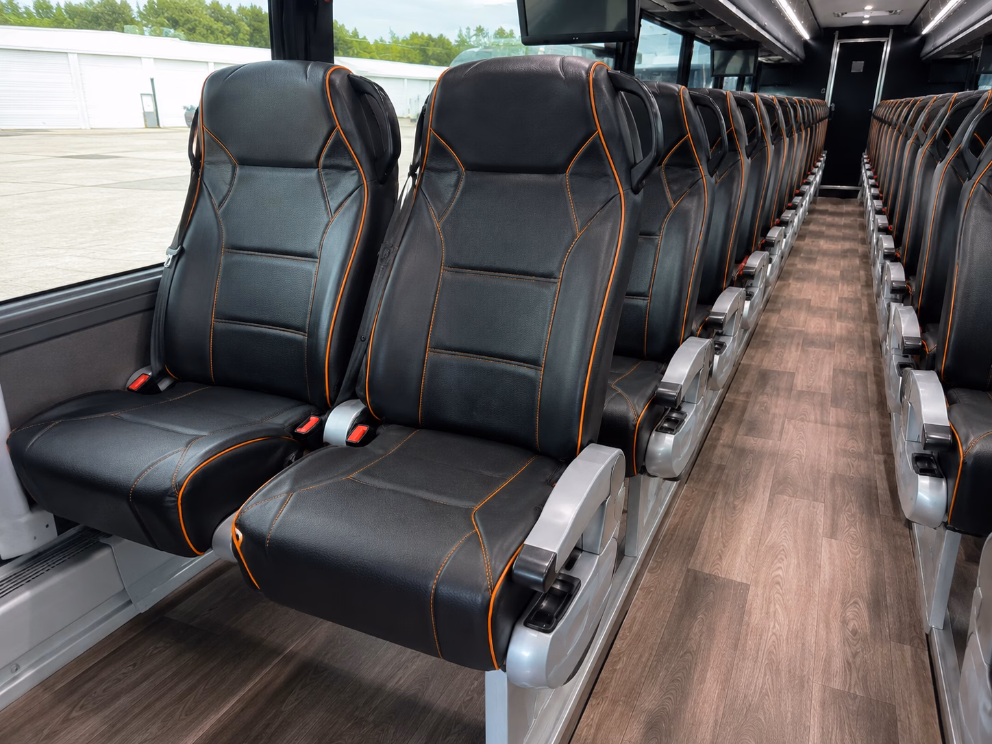 shuttle services for airline crews and airport staff in murfreesboro